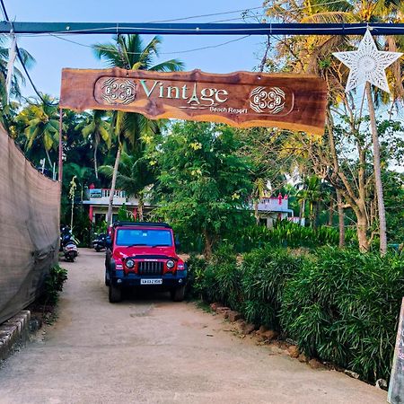 Vintage Beach Resort Agonda Esterno foto