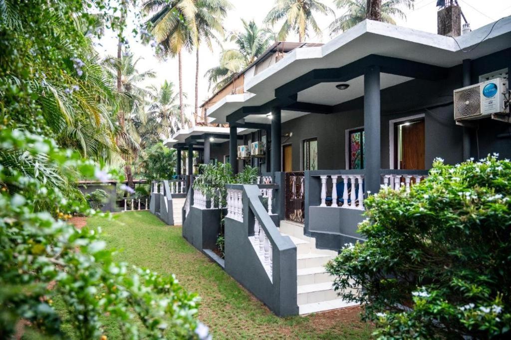 Vintage Beach Resort Agonda Esterno foto