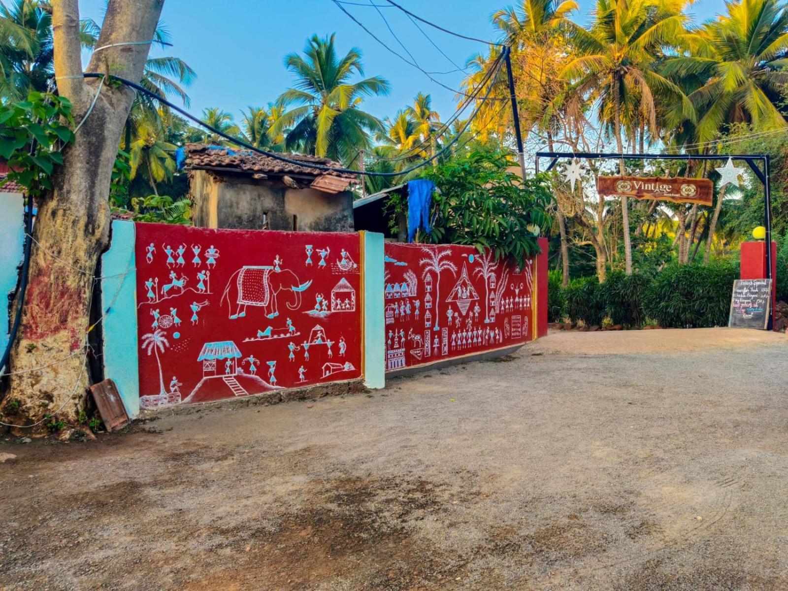 Vintage Beach Resort Agonda Esterno foto