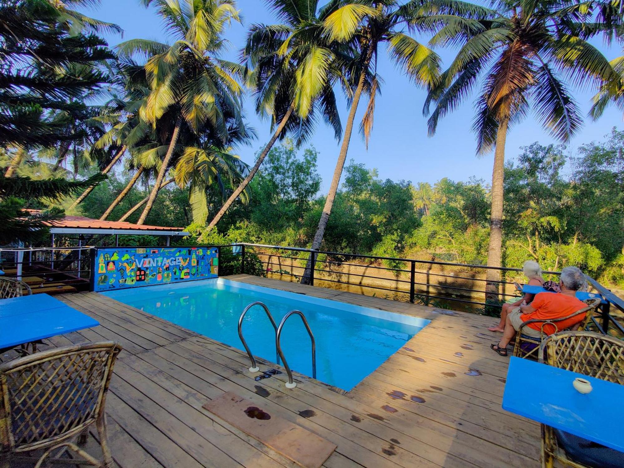 Vintage Beach Resort Agonda Esterno foto