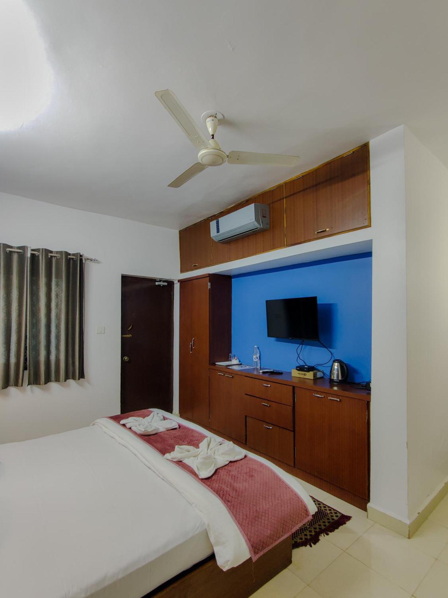 Vintage Beach Resort Agonda Esterno foto